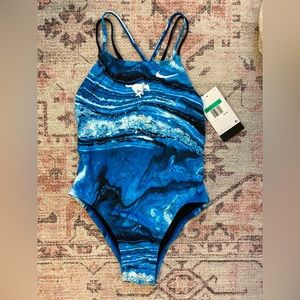 NEW Nike Women’s Training Suit (Nike Performance Swimwear)